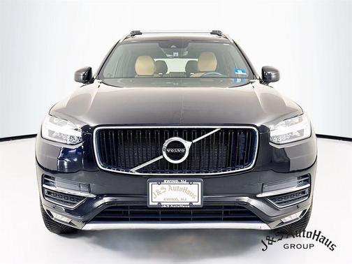 2019 Volvo XC90 T6 Momentum
