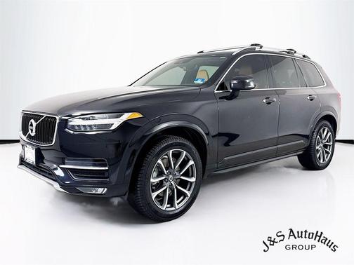 2019 Volvo XC90 T6 Momentum