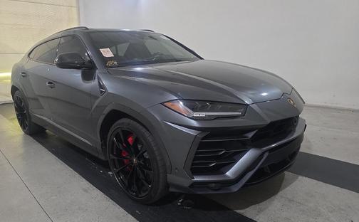 2020 Lamborghini Urus Base