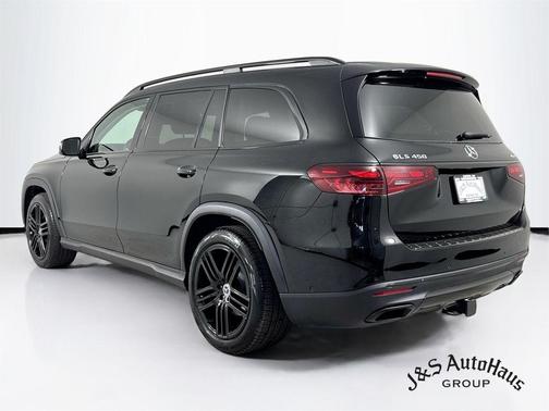 Black 2024 Mercedes-Benz GLS 450 4MATIC