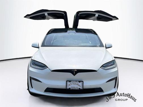 White 2022 Tesla Model X Base