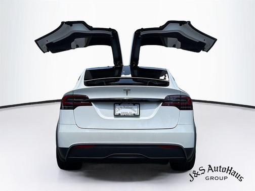 White 2022 Tesla Model X Base