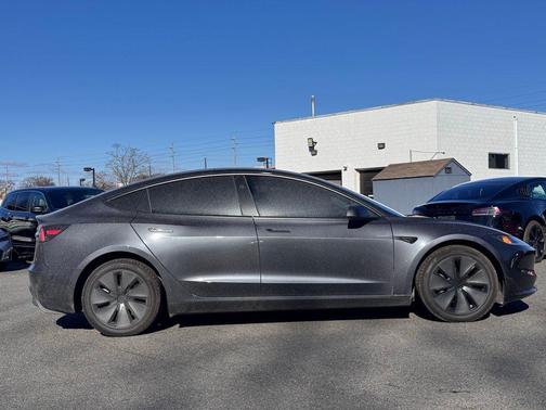 2025 Tesla Model 3 Long Range