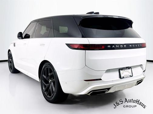 2023 Land Rover Range Rover Sport SE