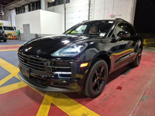2021 Porsche Macan Base