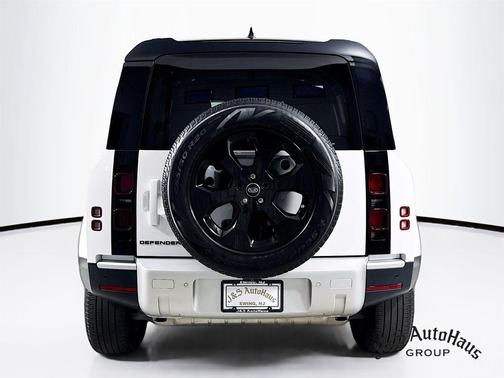 2024 Land Rover Defender P400 S