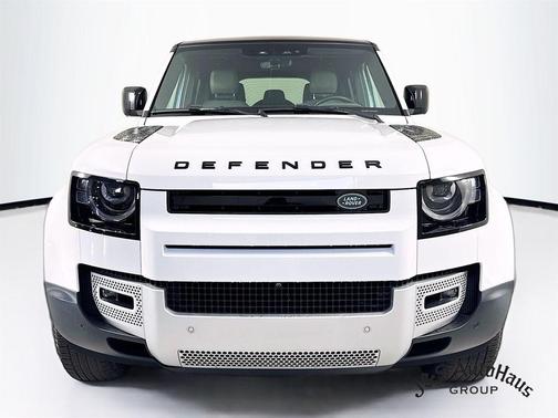 2024 Land Rover Defender P400 S