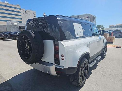 2024 Land Rover Defender P400 S