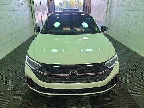 2024 Volkswagen Jetta GLI 2.0T Autobahn