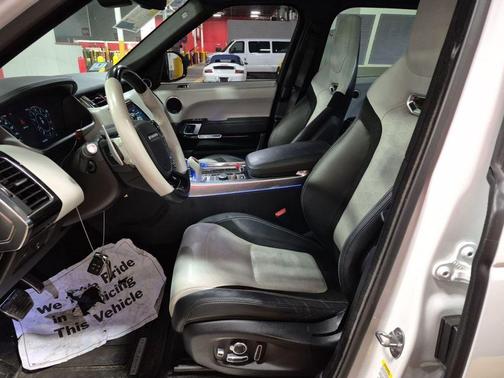 2022 Land Rover Range Rover Sport SVR