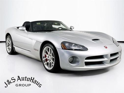 2005 Dodge Viper SRT-10