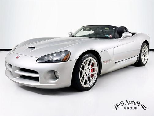 2005 Dodge Viper SRT-10