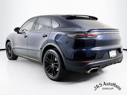 2022 Porsche Cayenne AWD