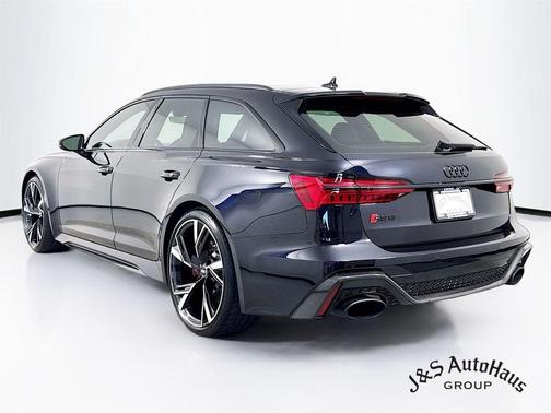 2022 Audi RS 6 Avant 4.0T quattro