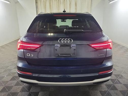 2020 Audi Q3 45 Premium