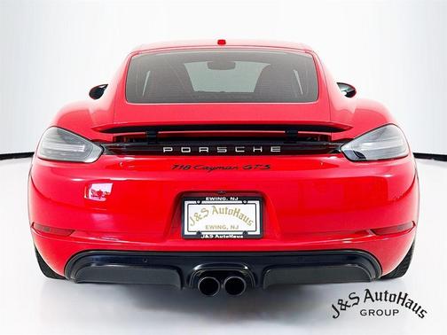 2018 Porsche 718 Cayman GTS
