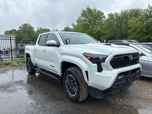 2024 Toyota Tacoma TRD Off Road
