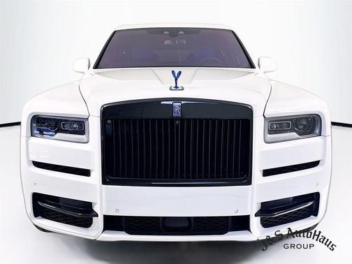 2020 Rolls-Royce Cullinan Base