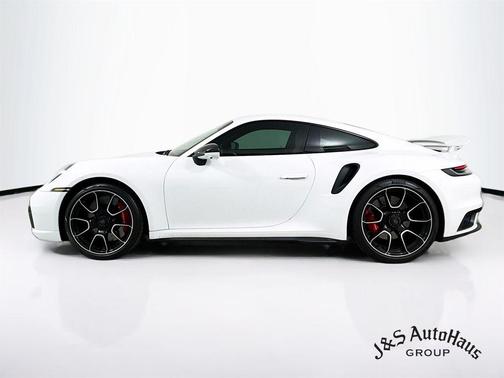 2025 Porsche 911 Turbo