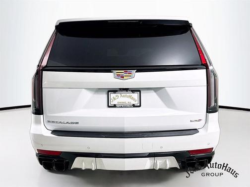 2023 Cadillac Escalade V-Series