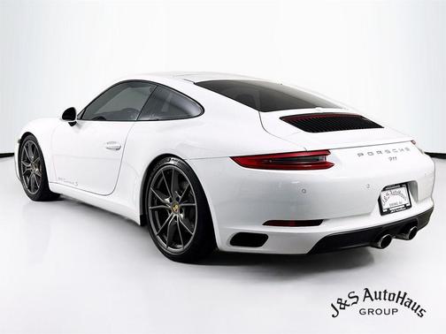 2017 Porsche 911 Carrera S