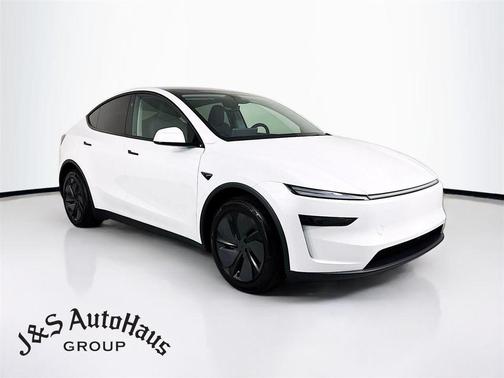 2026 Tesla Model Y Long Range