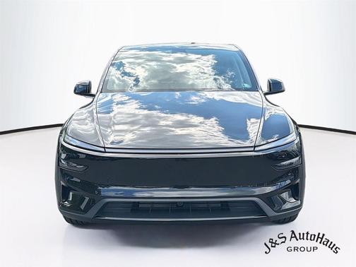 Diamond Black 2026 Tesla Model Y Performance