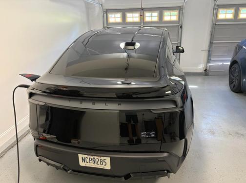 Diamond Black 2026 Tesla Model Y Performance