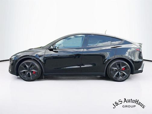 Diamond Black 2026 Tesla Model Y Performance