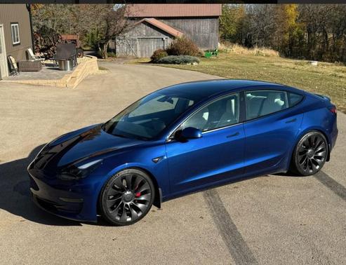 2023 Tesla Model 3 Performance