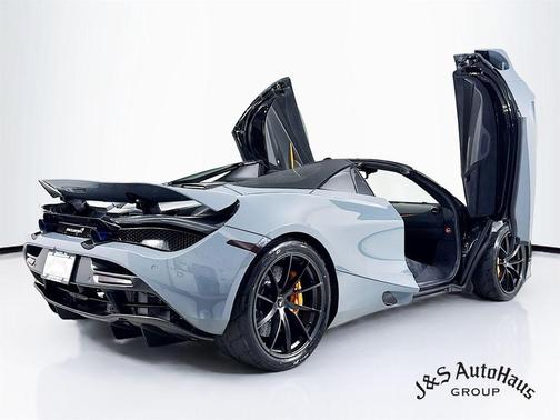 2023 McLaren 720S Base