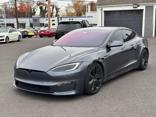 2021 Tesla Model S Plaid