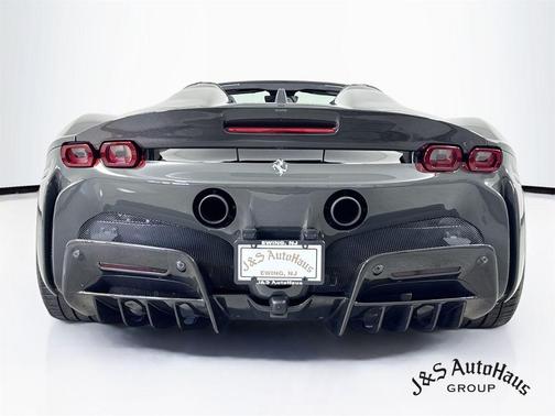 Grigio Scuro 2024 Ferrari SF90 Spider Base