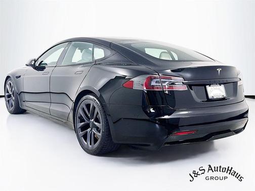 2021 Tesla Model S Long Range
