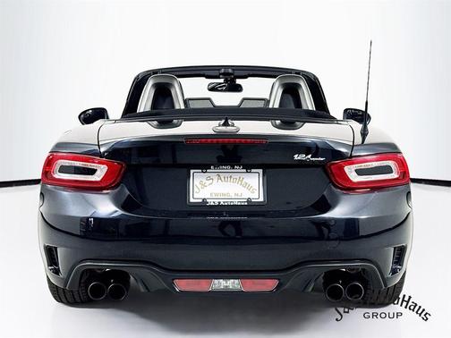 2018 FIAT 124 Spider Abarth
