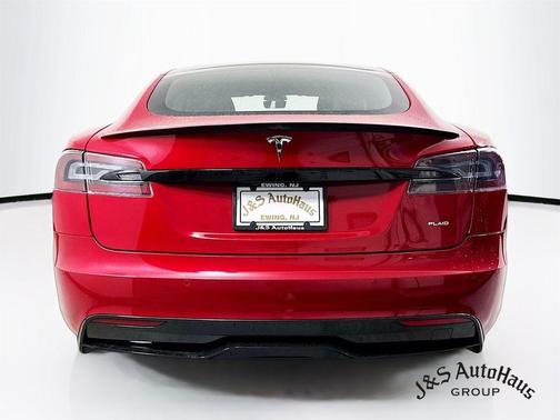 2021 Tesla Model S Plaid
