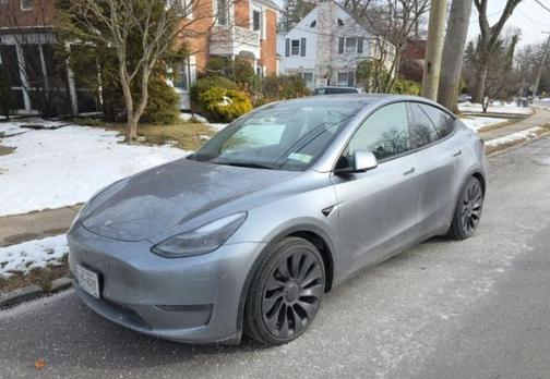 2025 Tesla Model Y Performance