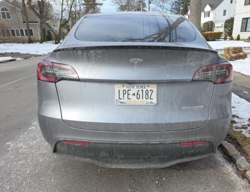 2025 Tesla Model Y Performance