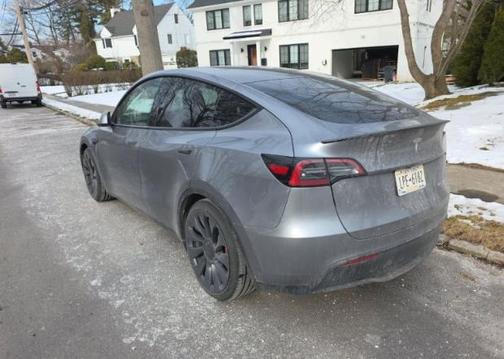 2025 Tesla Model Y Performance