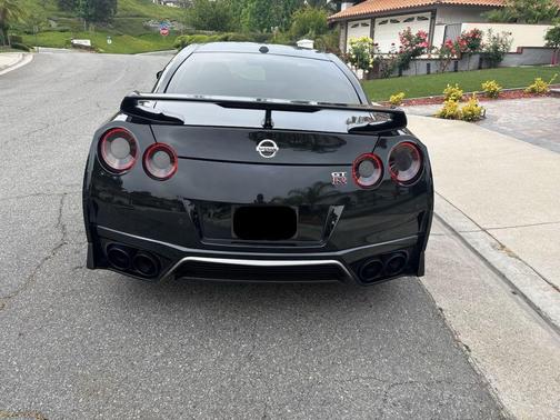 2021 Nissan GT-R Premium