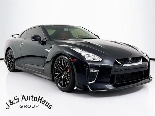 2021 Nissan GT-R Premium