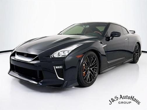 2021 Nissan GT-R Premium