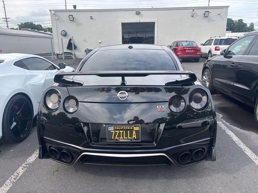 2021 Nissan GT-R Premium