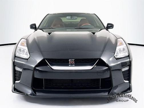 2021 Nissan GT-R Premium