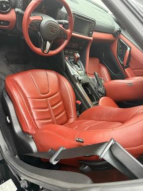 2021 Nissan GT-R Premium