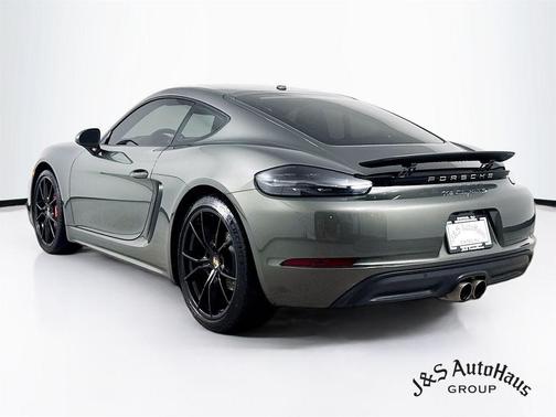 2022 Porsche 718 Cayman S