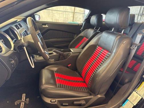 2012 Ford Shelby GT500 Base