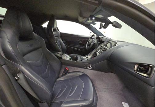 2021 Aston Martin DBS Superleggera Volante