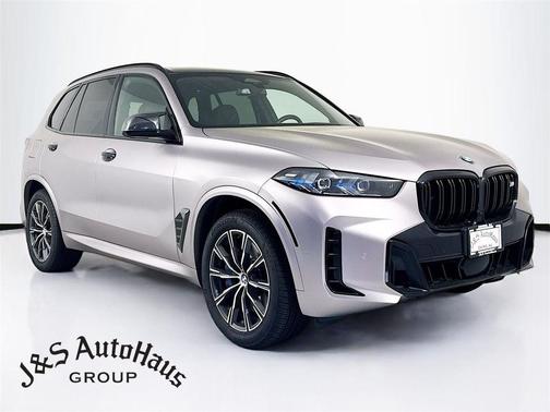 2025 BMW X5 M60i
