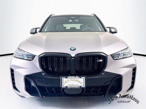 2025 BMW X5 M60i
